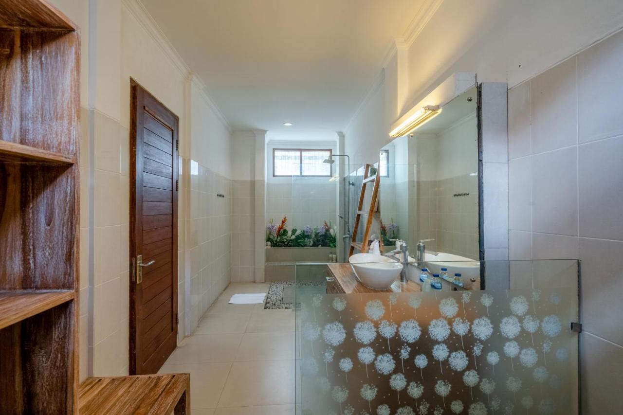 Villa Alleira Seminyak By Best Deals Asia Hospitality Dış mekan fotoğraf