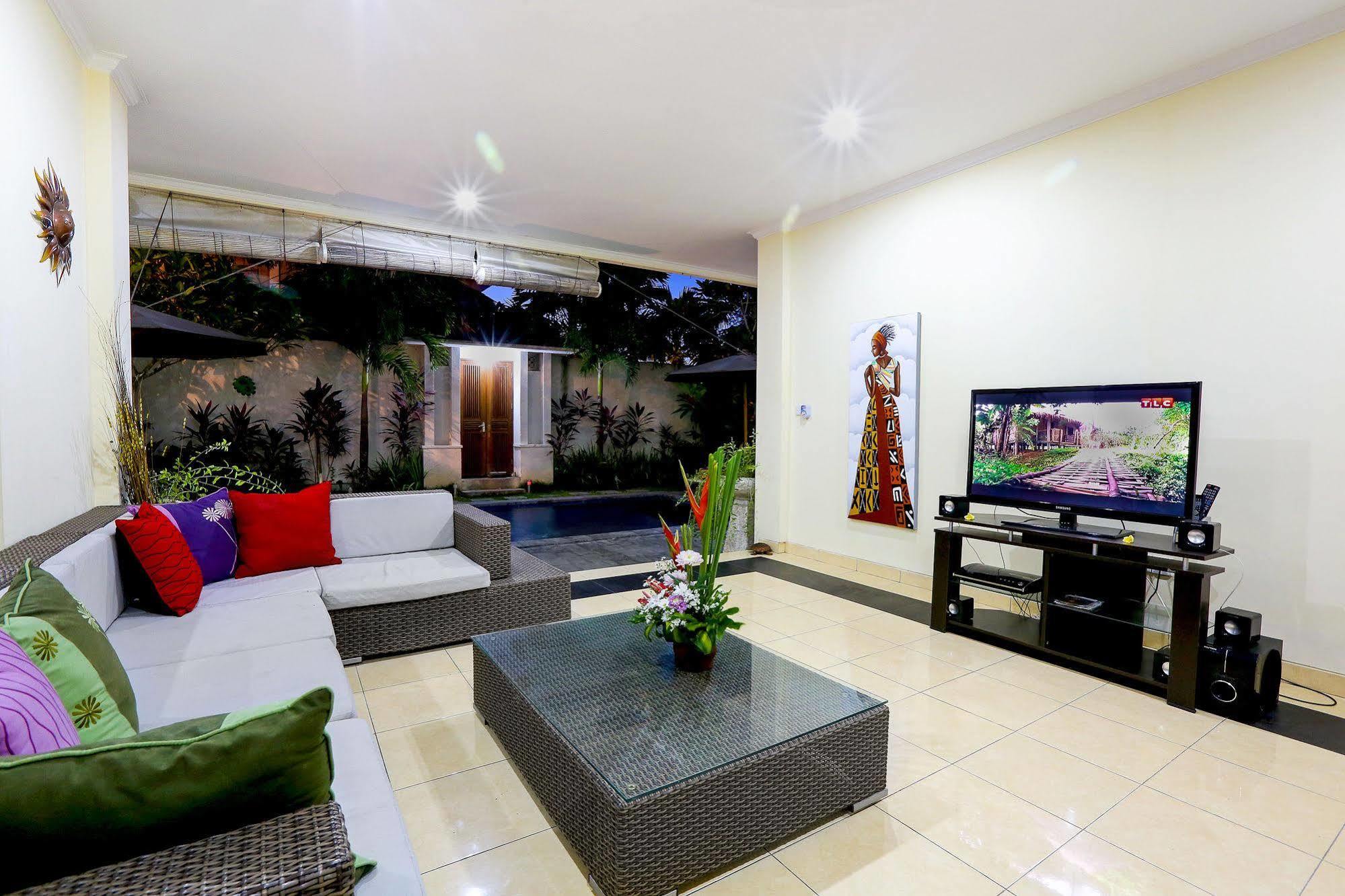 Villa Alleira Seminyak By Best Deals Asia Hospitality Dış mekan fotoğraf